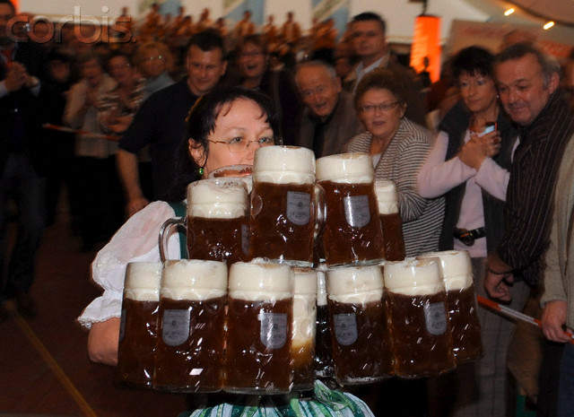 Germany - World Records - Beer Stein Carrying