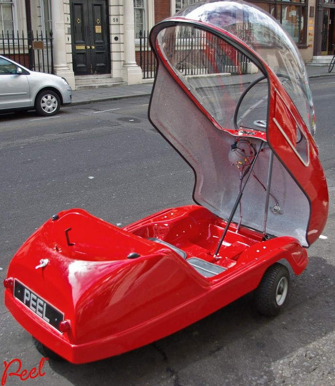 Самый маленький серийный автомобиль: Peel P50