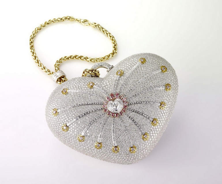 Самая дорогая сумочка: 1001 Nights Diamond Purse