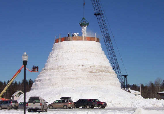 Самый высокий снеговик: Olympia SnowWoman