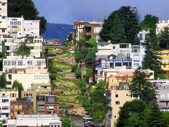 Самая извилистая улица в мире: Lombard Street