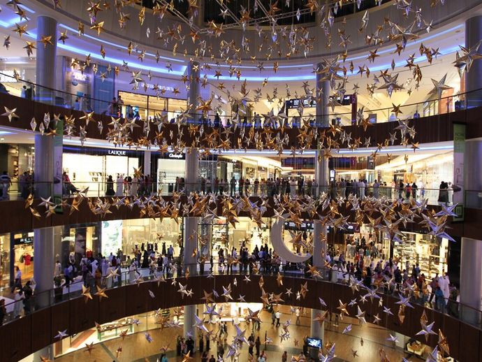 Самый большой торговый центр: Dubai Mall
