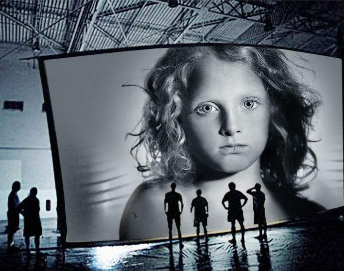 Самый большой фотоаппарат в мире: The Eye of America