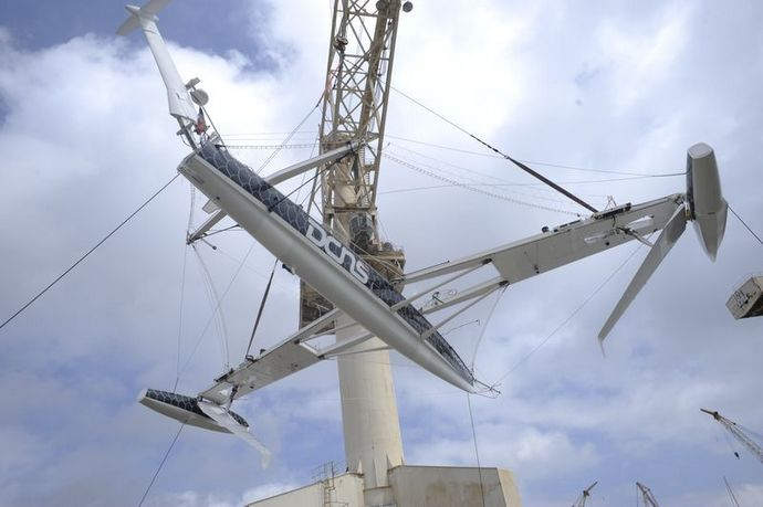 Самый быстрый парусник: Hydroptere