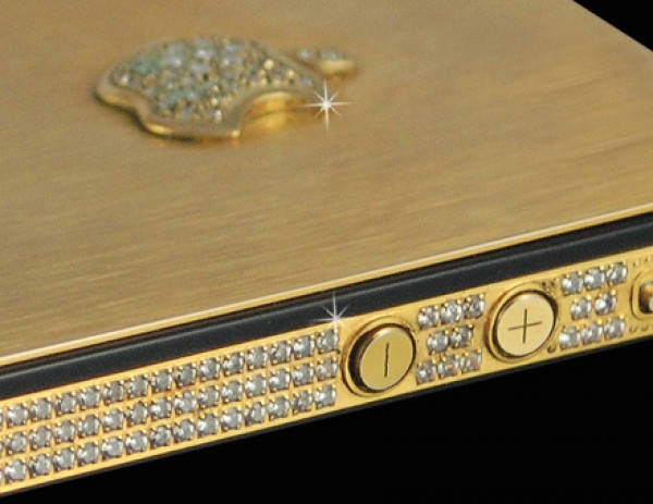Самый дорогой телефон: iPhone 4 Diamond Rose Edition