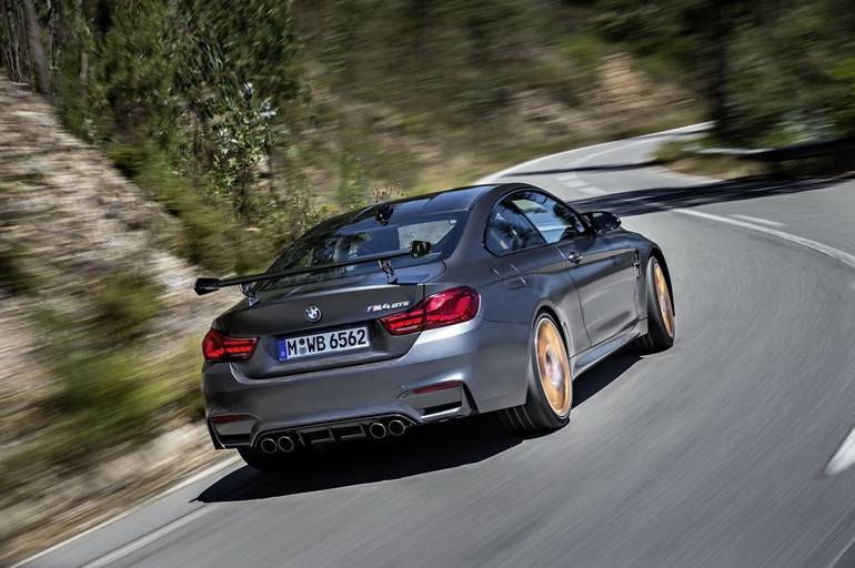 Самый быстрый серийный автомобиль: BMW M4
