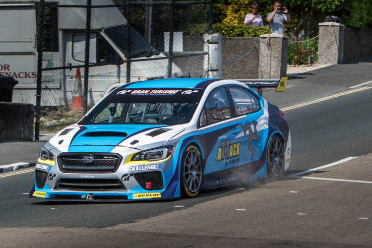 Самый быстрый автомобиль на трассе острова Мэн: Subaru WRX STI