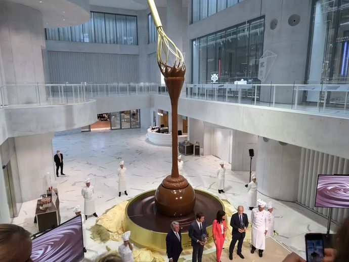 Шоколадный фонтан Lindt в Цюрихе, Швейцария