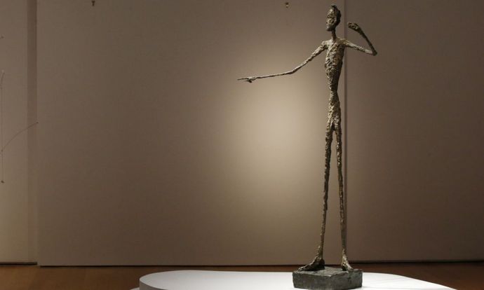 L'Homme au doigt (Указующий человек) Альберто Джакометти, самая дорогая скульптура