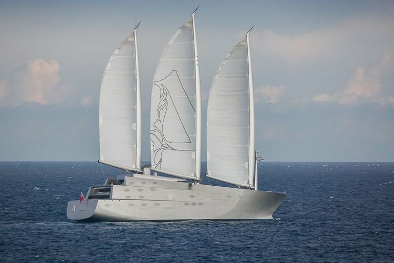 Яхта Sailing Yacht A, длина - 142.8м