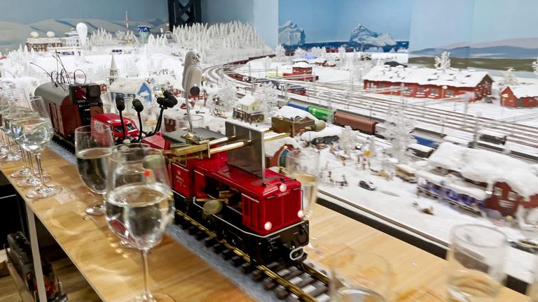 Miniatur Wunderland в Книге рекордов Гиннесса с самой длинной мелодией, сыгранной моделью поезда
